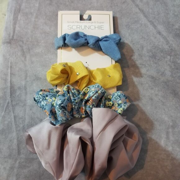 Set of 4 Brand New Hair Scrunchies - Picture 1 of 2